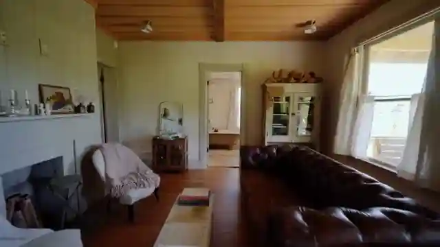 discover-rustic-charm-cozy-cottage-tour-at-dutton-ranch-farms