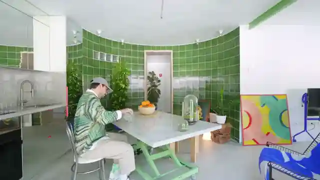 innovative-living-unplanned-domestic-prototype-in-san-sebastian