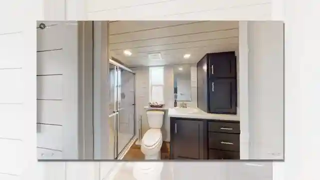 unique-35k-meadowview-tiny-house-texas-charm-and-innovation