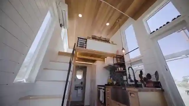 exploring-erics-tiny-home-kitchen-hacks-off-grid-living-and-loft-comfort