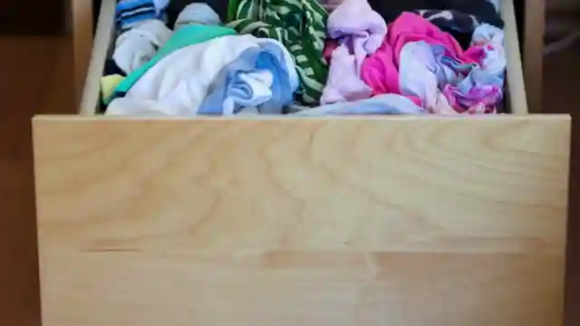 transform-your-space-decluttering-tips-with-atomic-habits