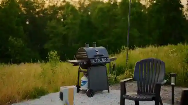 unique-tiny-house-getaway-den-outdoors-design-near-logan-ohio