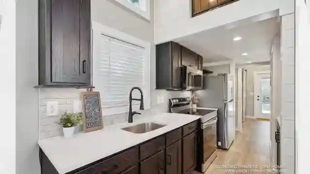 luxurious-bitty-bayou-park-model-tiny-home-elegance