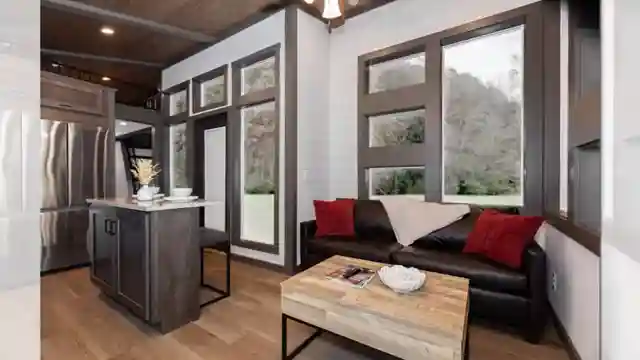 charming-110k-tiny-home-in-texas-399-sq-ft-1-bed-1-bath